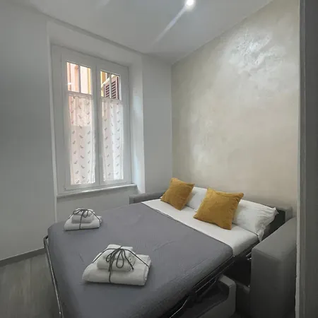 La Casa Nel Viale Lägenhet Asti