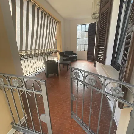 Lägenhet La Casa Nel Viale Asti